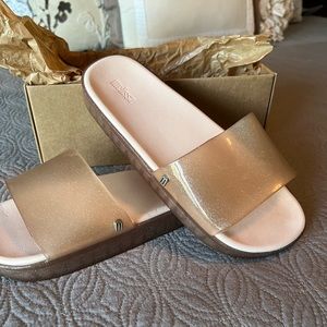 Melissa Beach Slide Women’s Size 9 in Pink Pump/Glitter